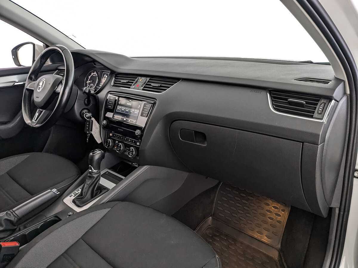 Купить Skoda Octavia, 2020, 58 154 км, фото №9