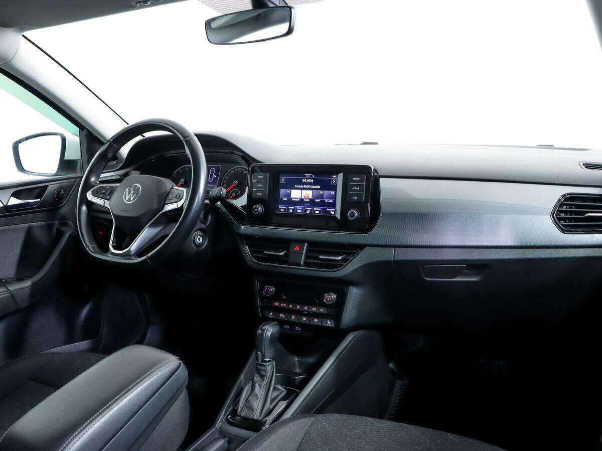 Купить Volkswagen Polo, 2021, 56 492 км, фото №9
