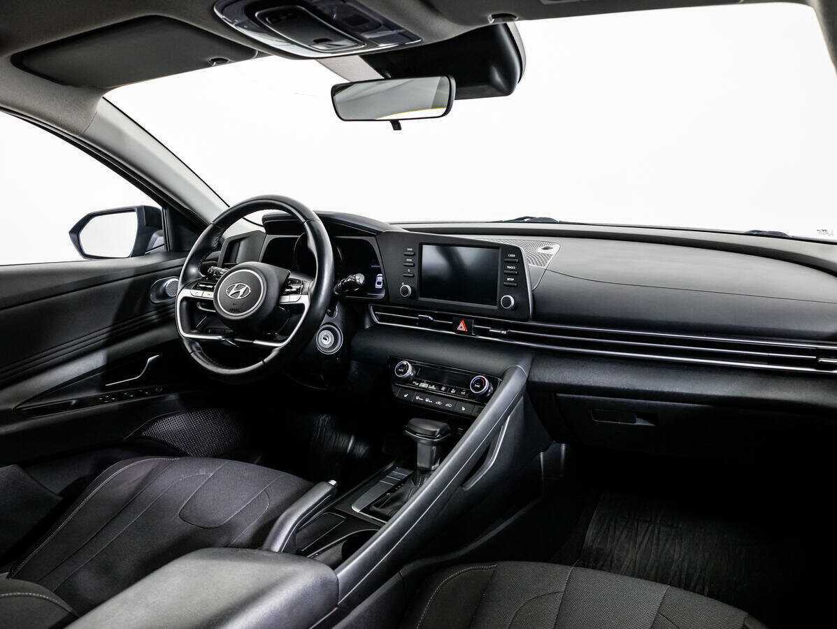 Купить Hyundai Elantra, 2020, 91 268 км, фото №9