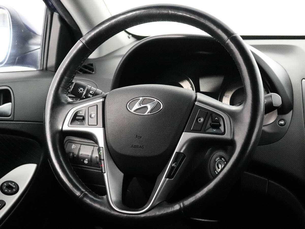 Купить Hyundai Solaris, 2015, 63 926 км, фото №15