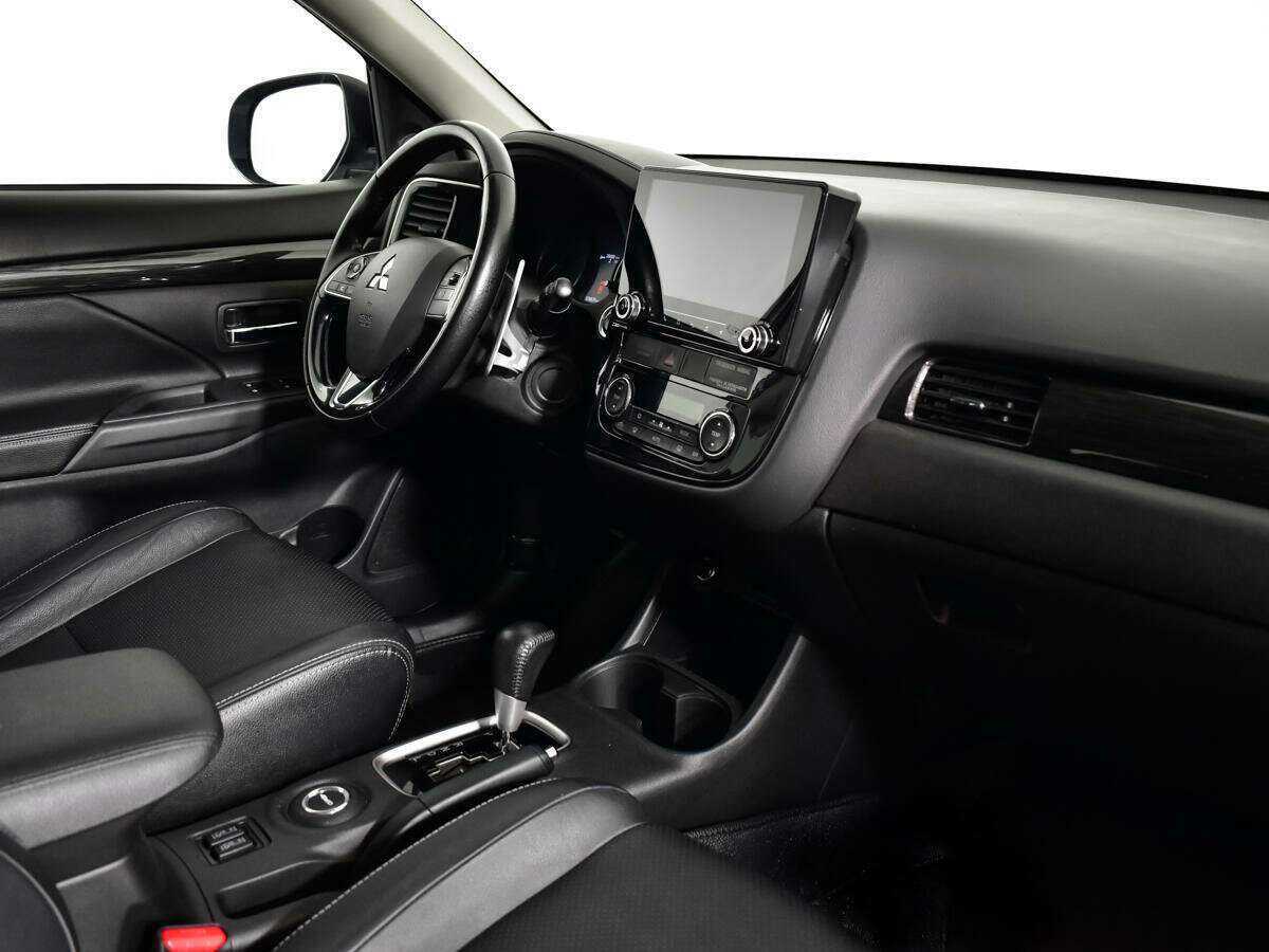 Купить Mitsubishi Outlander, 2016, 76 674 км, фото №9