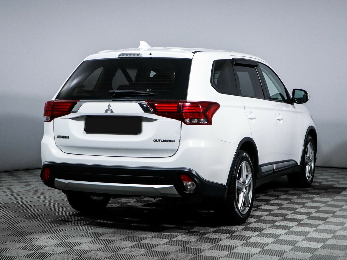 Купить Mitsubishi Outlander III Рестайлинг 2, 2018, 189 281 км, фото №5
