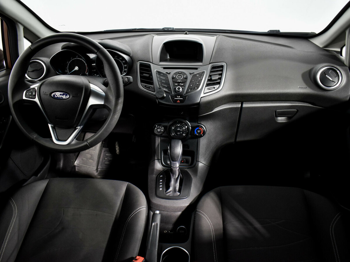 Купить Ford Fiesta Mk6 Рестайлинг, 2016, 94 680 км, фото №14