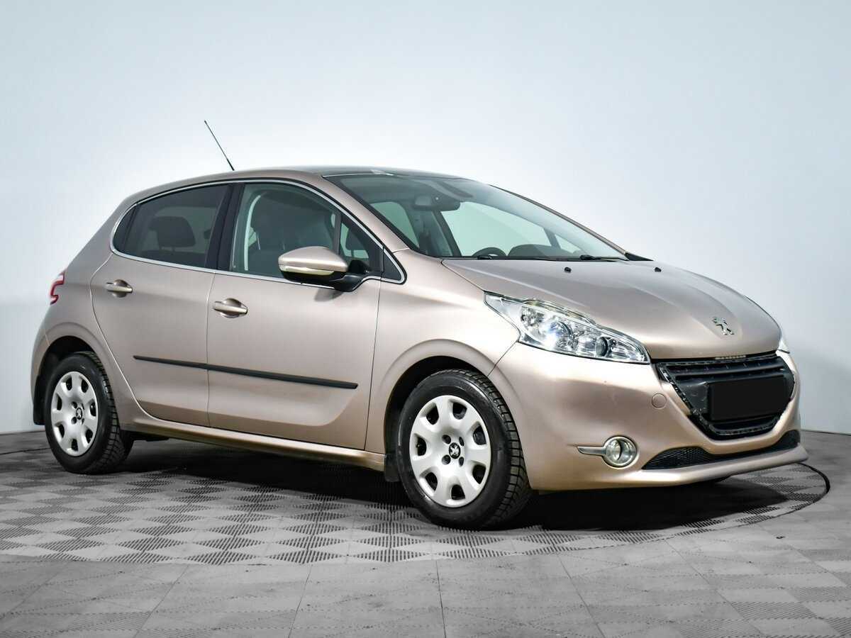 Купить Peugeot 208, 2014, 68 000 км, фото №3