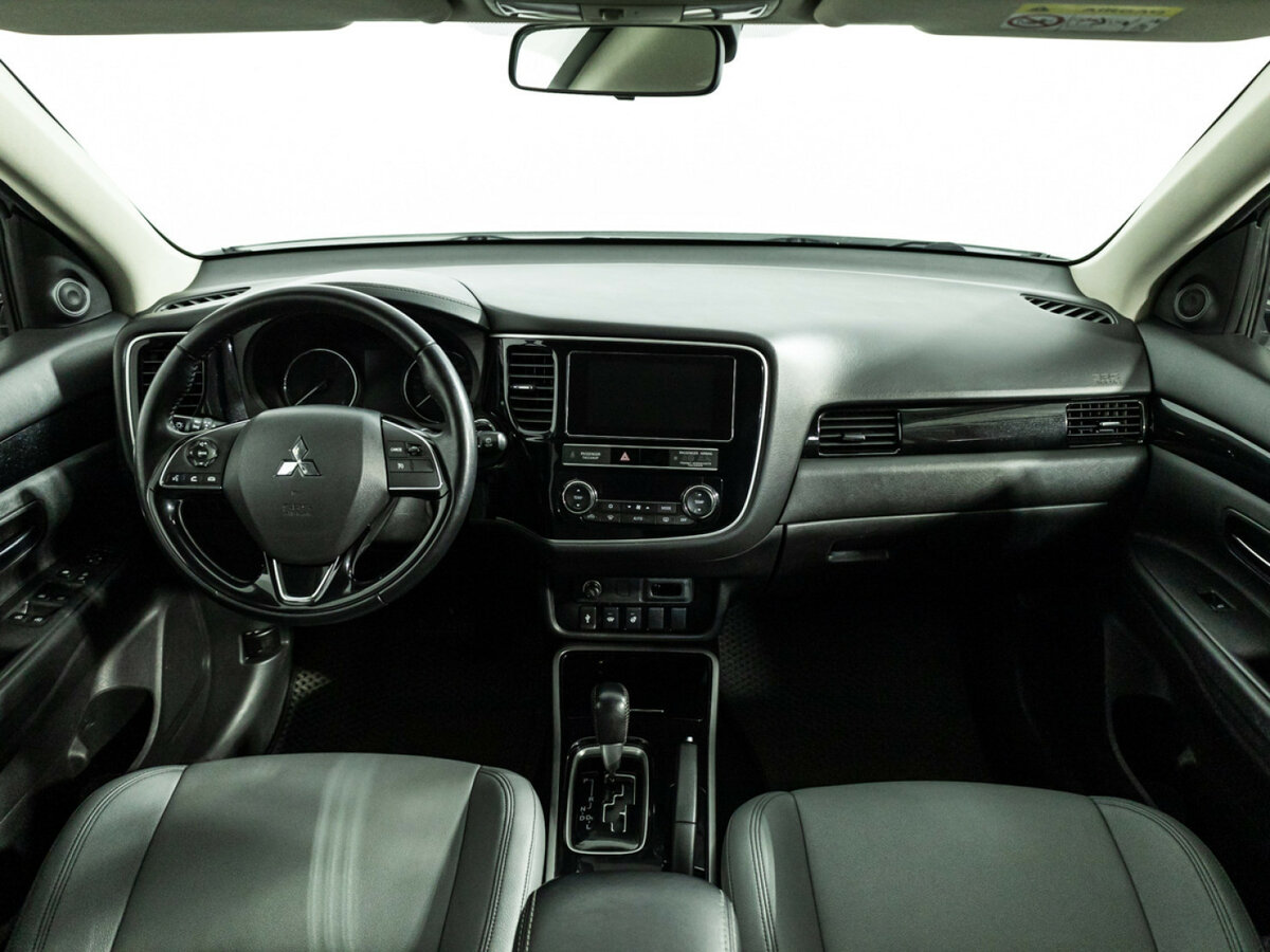 Купить Mitsubishi Outlander III Рестайлинг 3, 2019, 136 812 км, фото №11