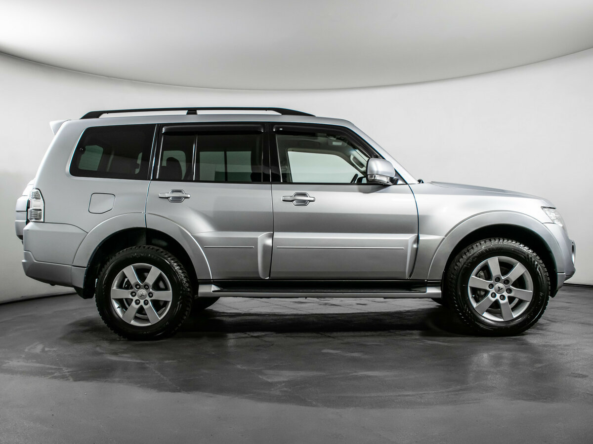 Купить Mitsubishi Pajero IV Рестайлинг 1, 2012, 68 550 км, фото №4