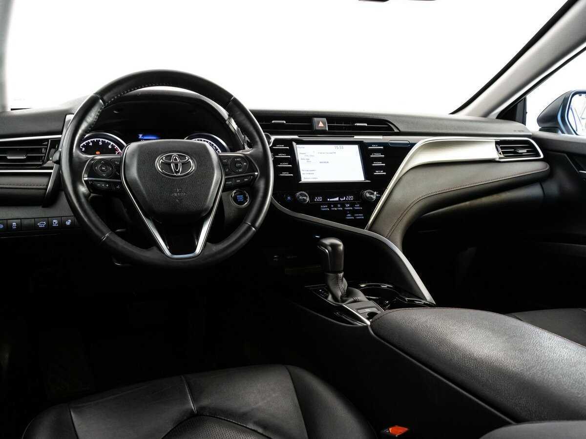 Купить Toyota Camry, 2020, 36 000 км, фото №17