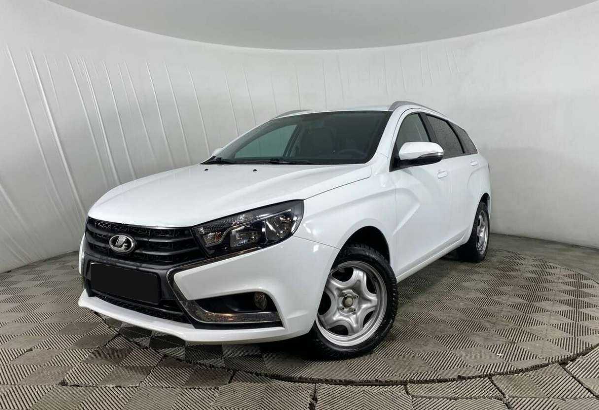 Купить Lada (ВАЗ) Vesta SW, 2019, 70 201 км, фото №1