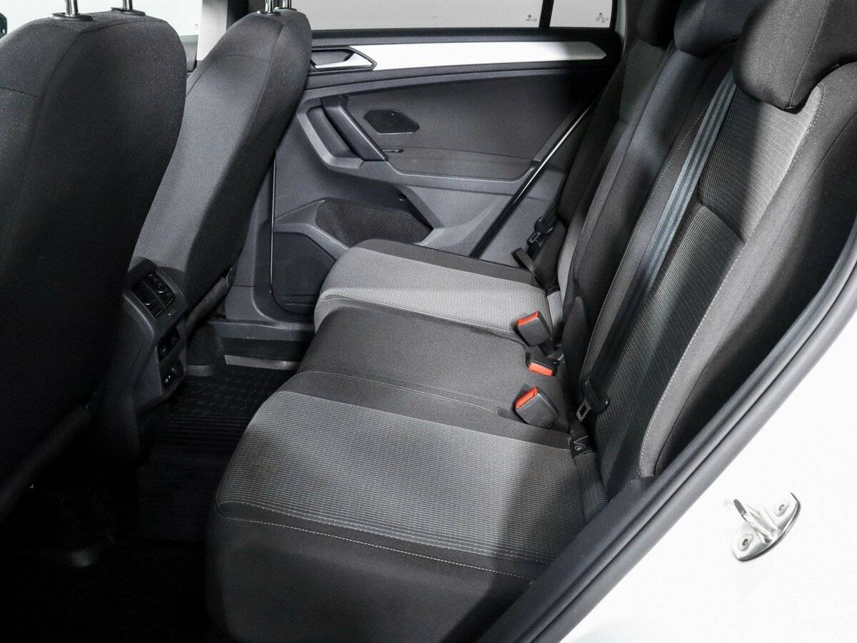 Купить Volkswagen Tiguan, 2021, 82 216 км, фото №7