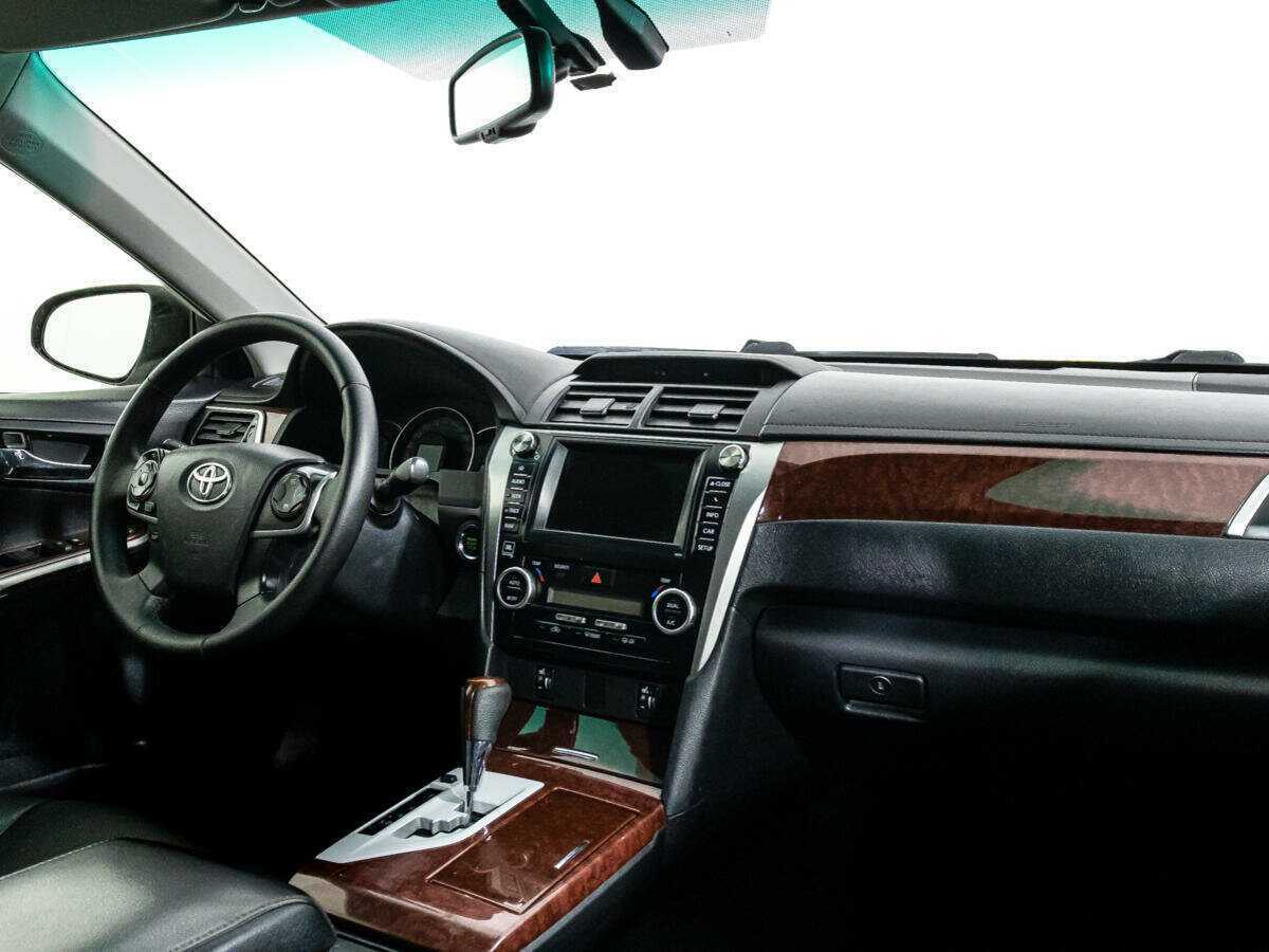 Купить Toyota Camry, 2012, 210 262 км, фото №9