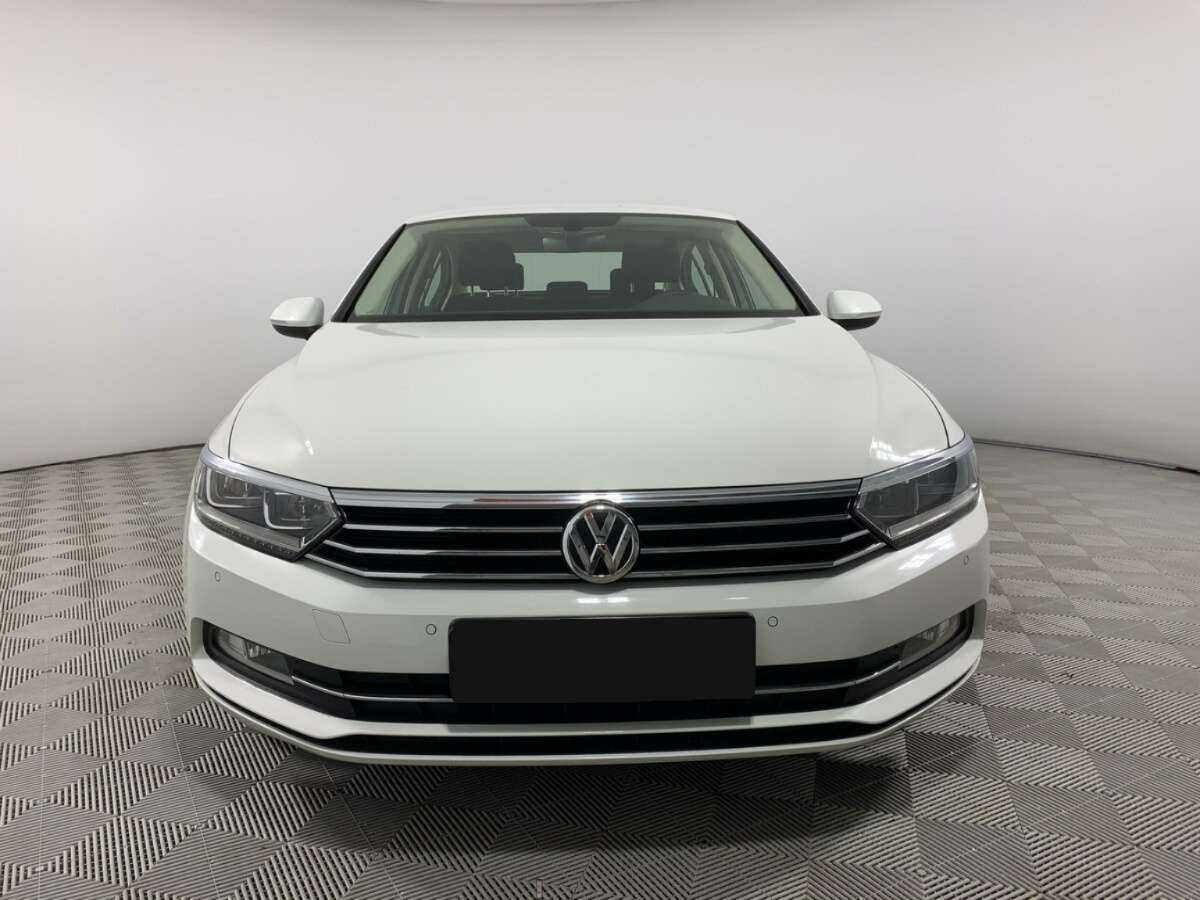 Купить Volkswagen Passat, 2019, 101 776 км, фото №2