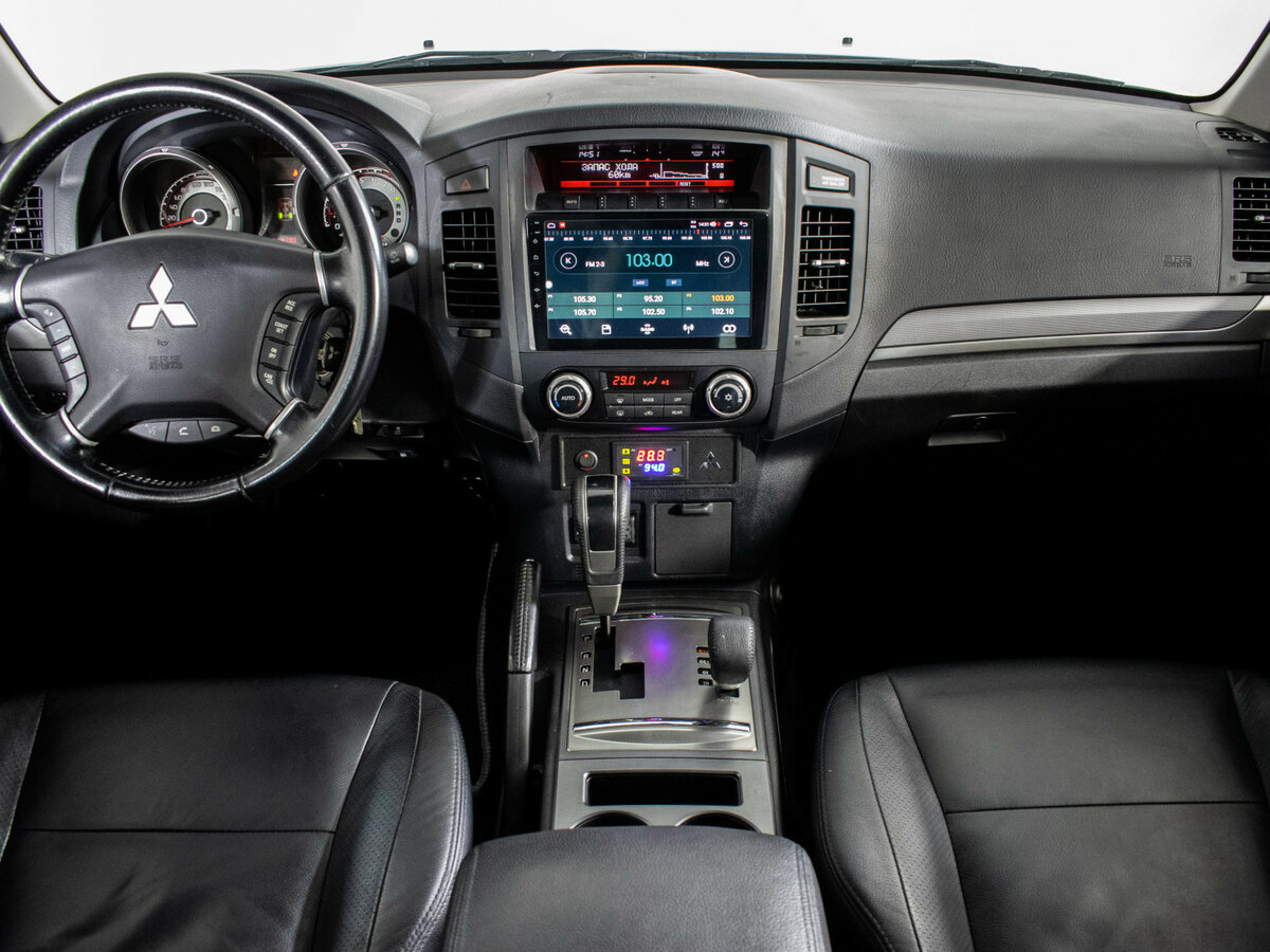 Купить Mitsubishi Pajero IV Рестайлинг 1, 2012, 68 550 км, фото №12
