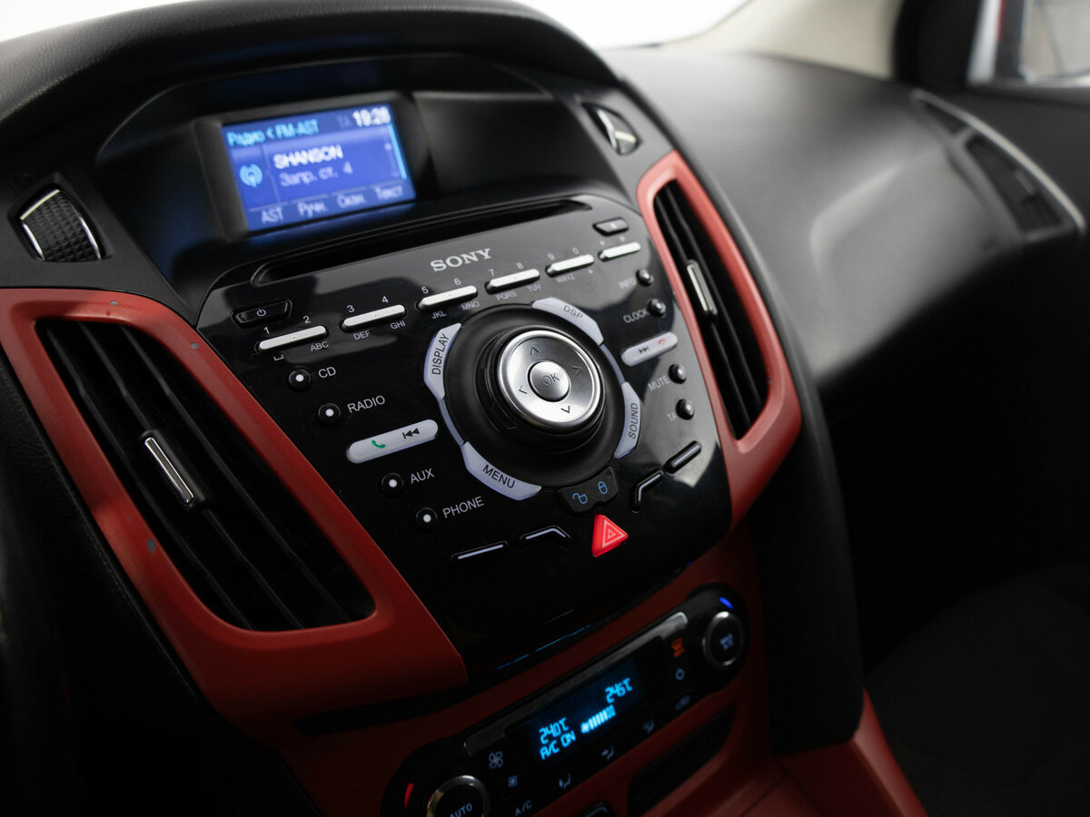 Купить Ford Focus III, 2012, 209 708 км, фото №12
