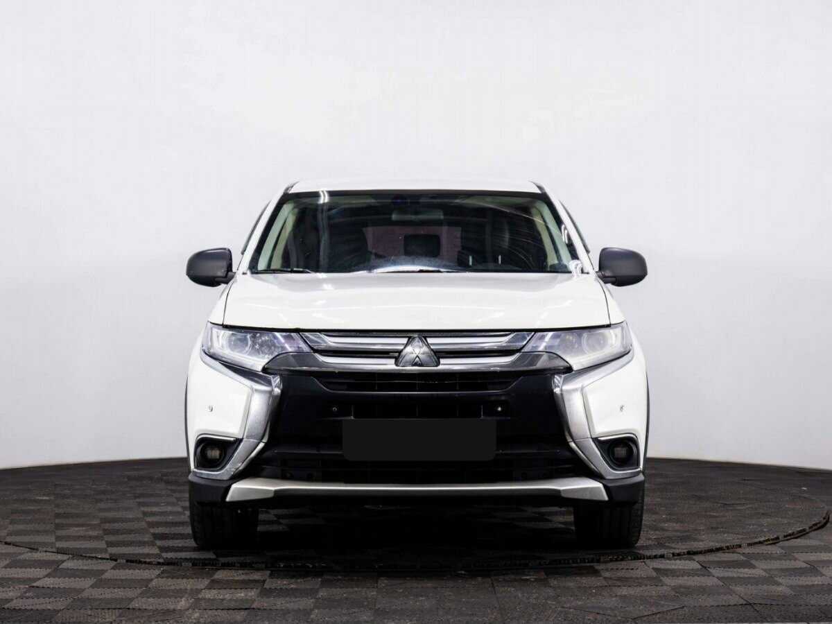 Купить Mitsubishi Outlander, 2018, 165 115 км, фото №2