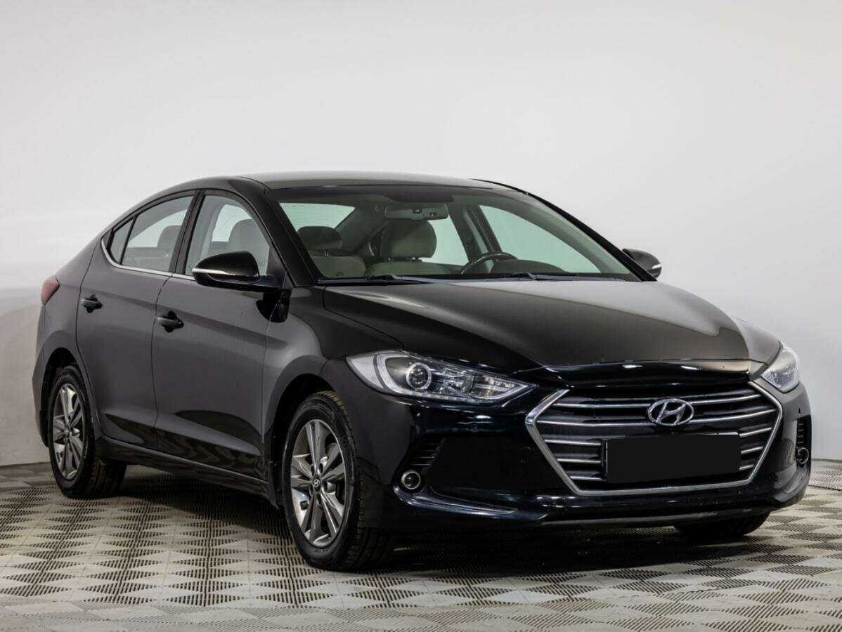 Купить Hyundai Elantra, 2018, 109 281 км, фото №2