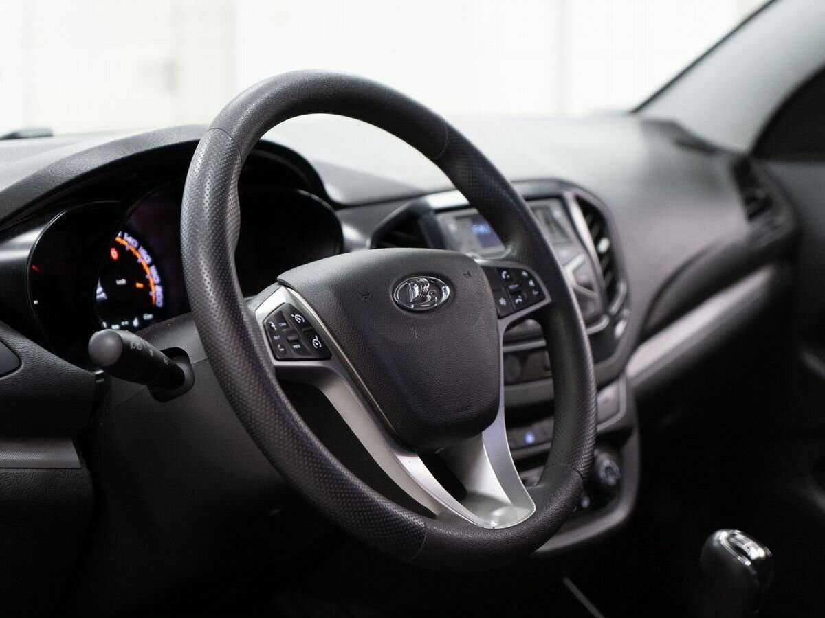 Купить Lada (ВАЗ) Vesta, 2021, 66 000 км, фото №5