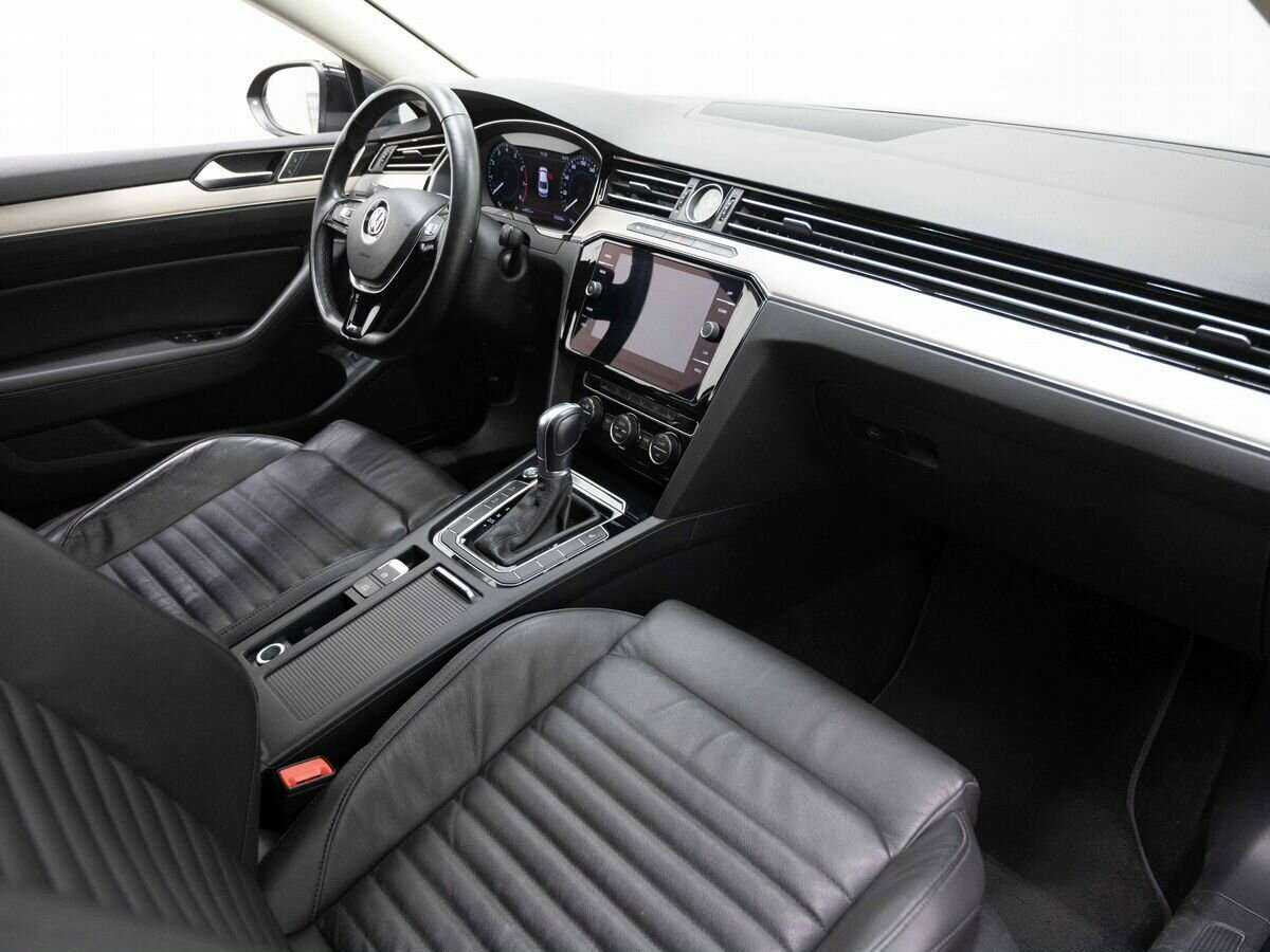 Купить Volkswagen Passat, 2019, 133 248 км, фото №11