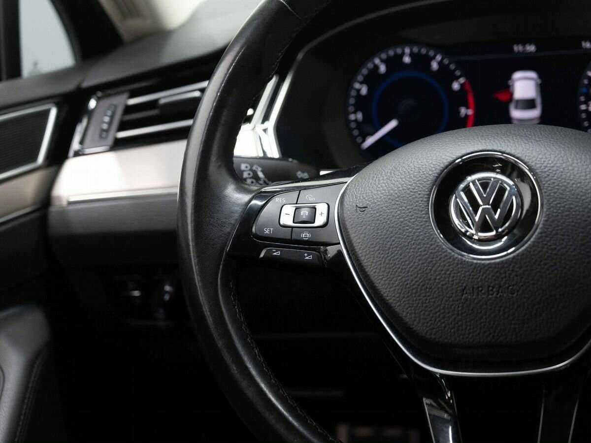 Купить Volkswagen Passat, 2019, 133 248 км, фото №14