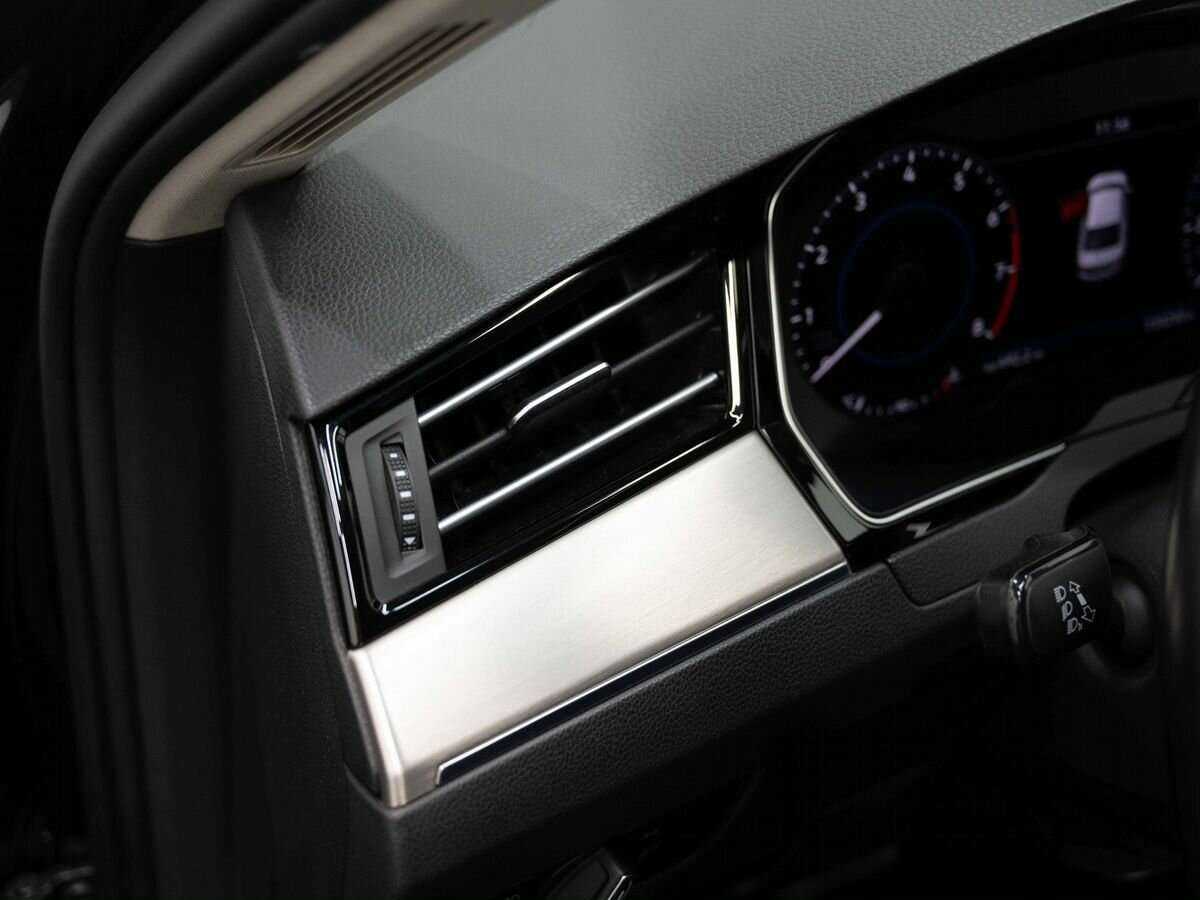 Купить Volkswagen Passat, 2019, 133 248 км, фото №25