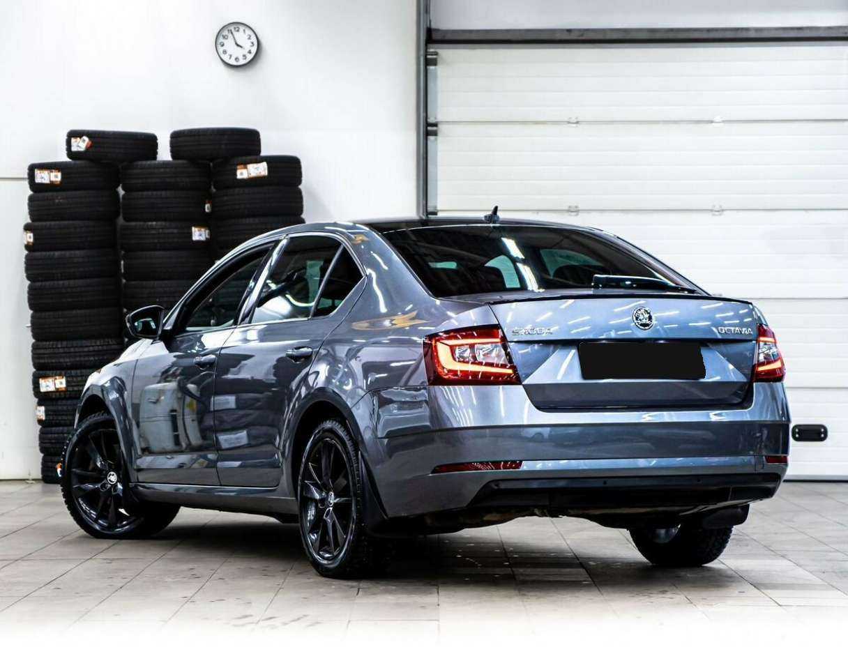 Купить Skoda Octavia, 2018, 177 000 км, фото №4