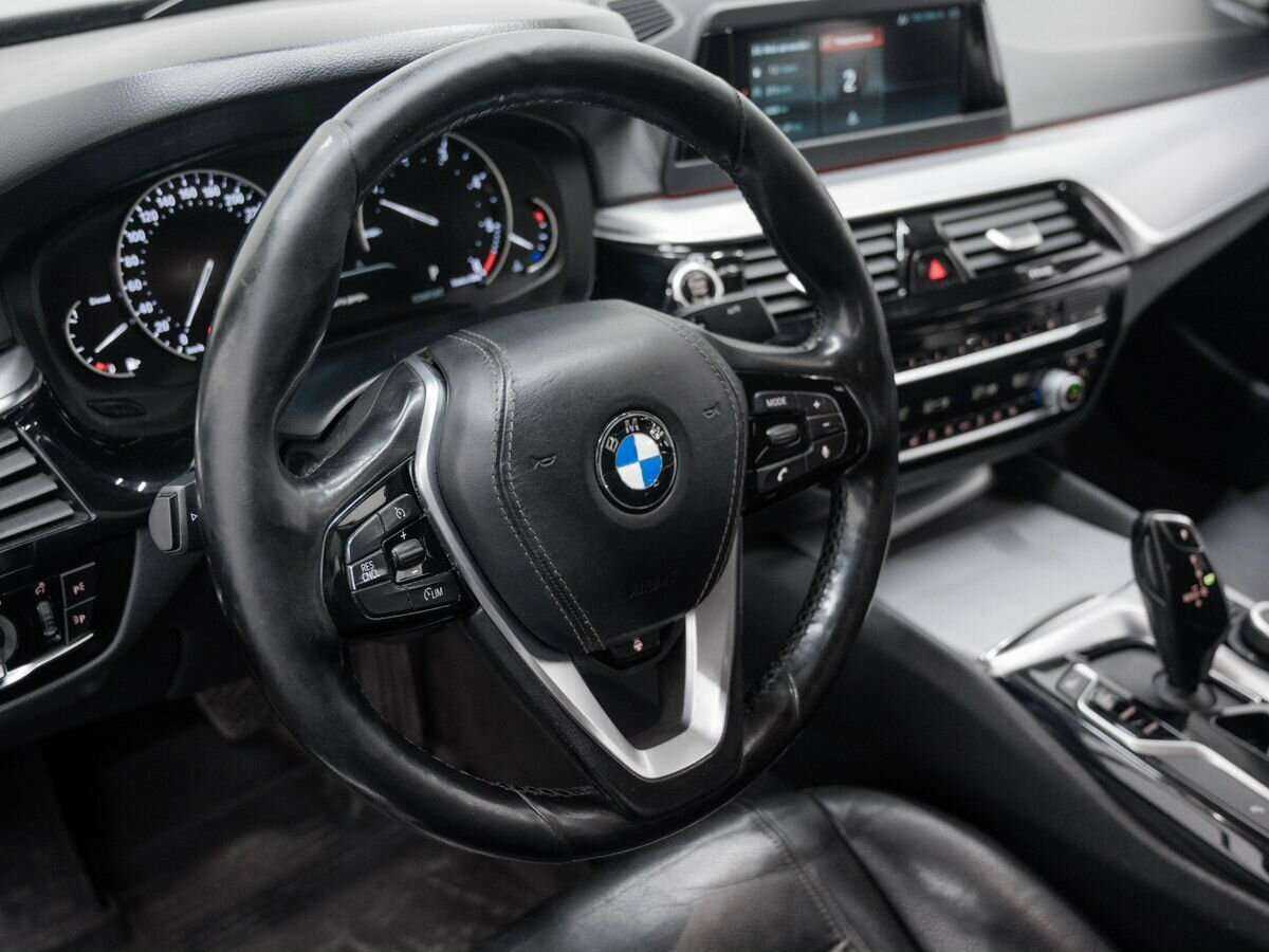 Купить BMW 5 серии 520d, 2018, 165 962 км, фото №19