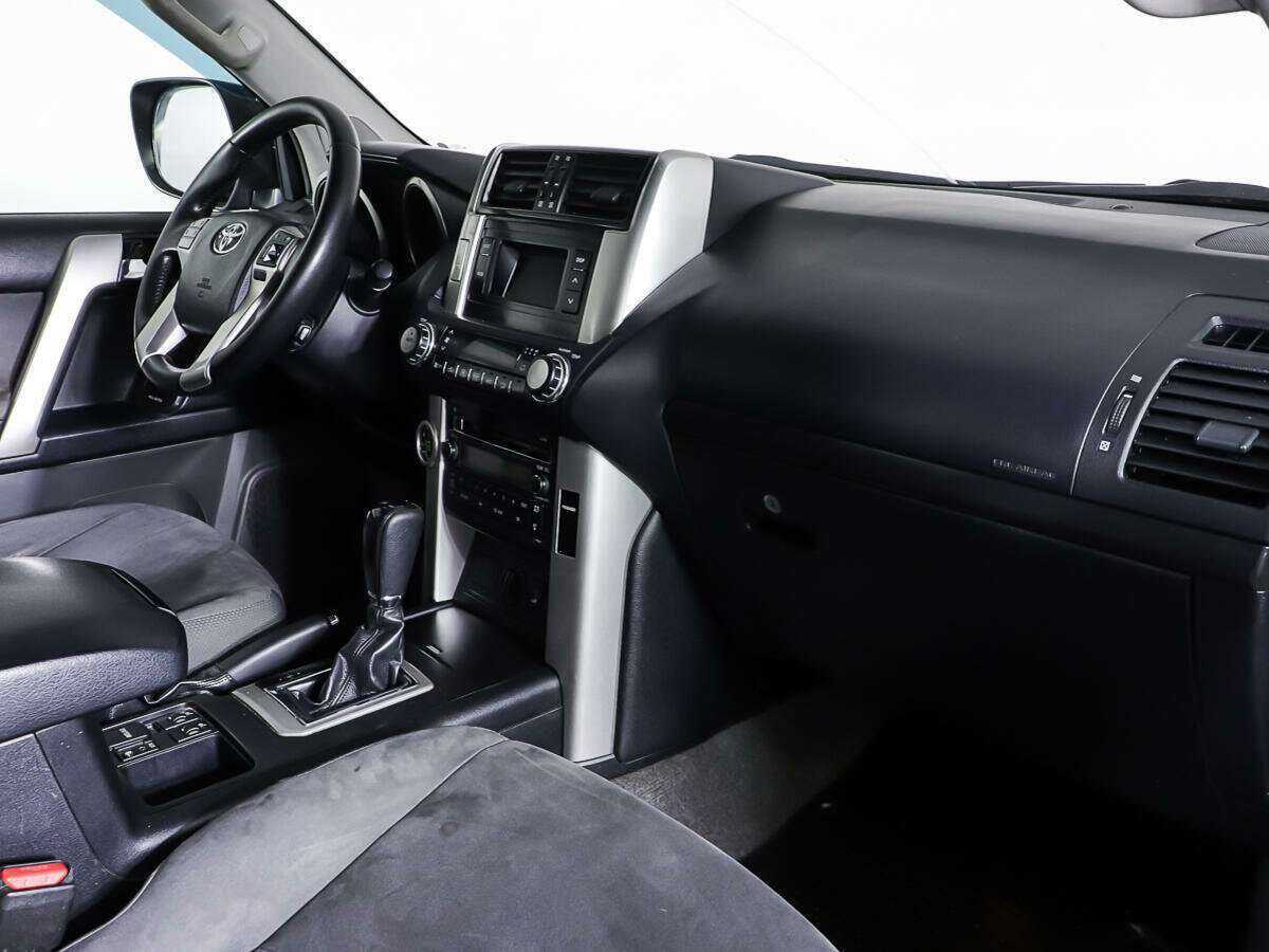 Купить Toyota Land Cruiser Prado, 2012, 298 568 км, фото №9