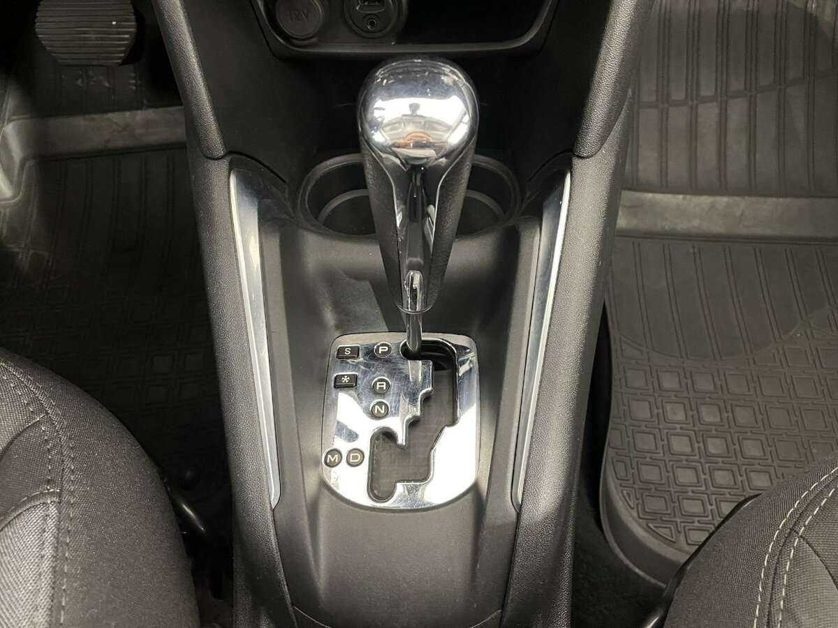 Купить Peugeot 208, 2014, 147 190 км, фото №13