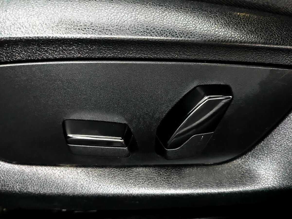 Купить BMW 5 серии 520i, 2018, 239 016 км, фото №17