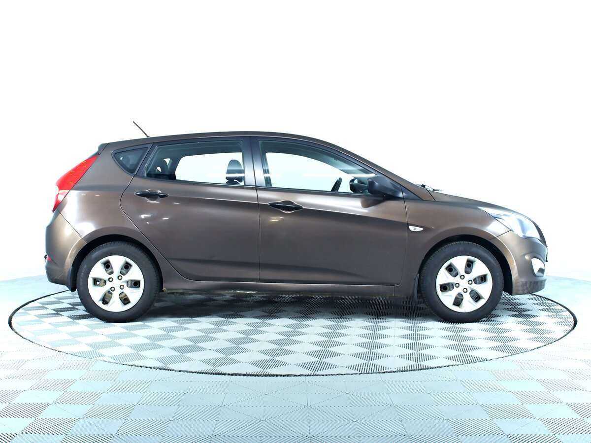Купить Hyundai Solaris, 2015, 187 312 км, фото №4