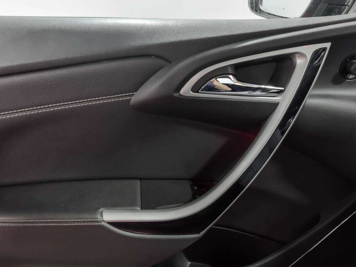 Купить Opel Astra GTC, 2013, 147 411 км, фото №9