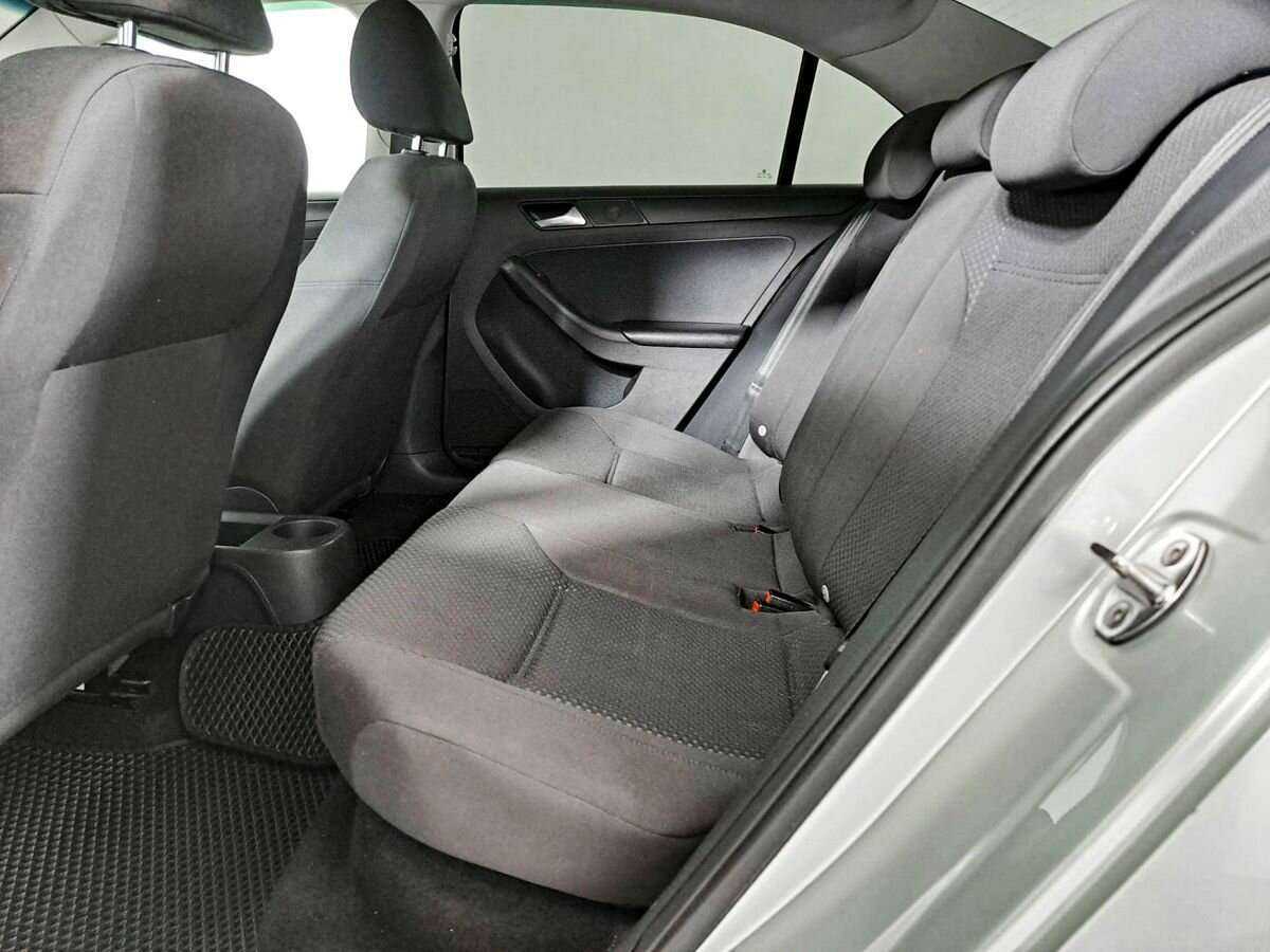 Купить Volkswagen Jetta, 2014, 114 188 км, фото №12