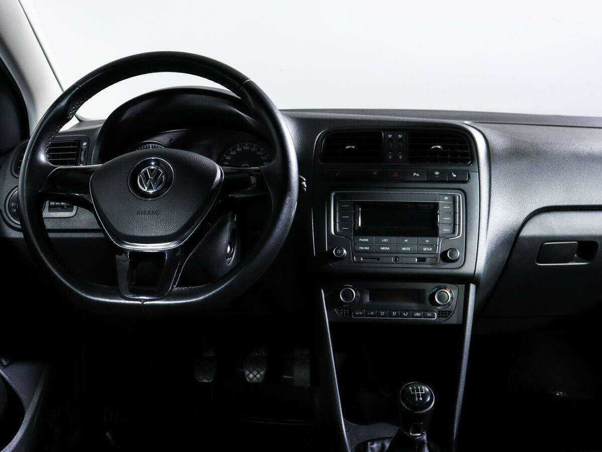 Купить Volkswagen Polo, 2016, 57 678 км, фото №9