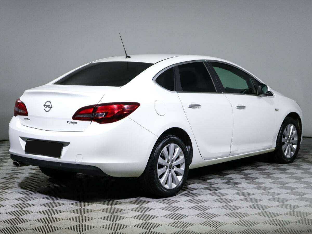Купить Opel Astra, 2013, 98 000 км, фото №5