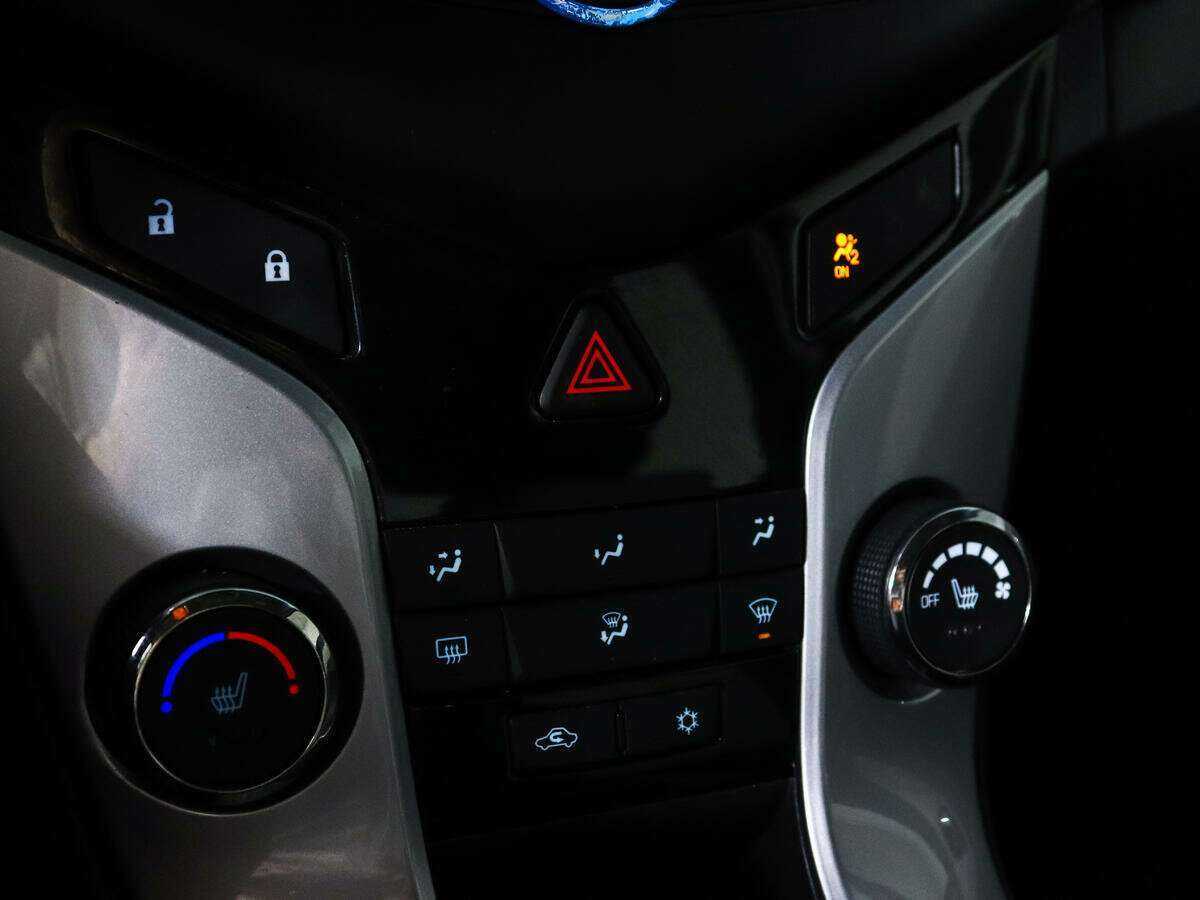 Купить Chevrolet Cruze, 2013, 90 000 км, фото №13