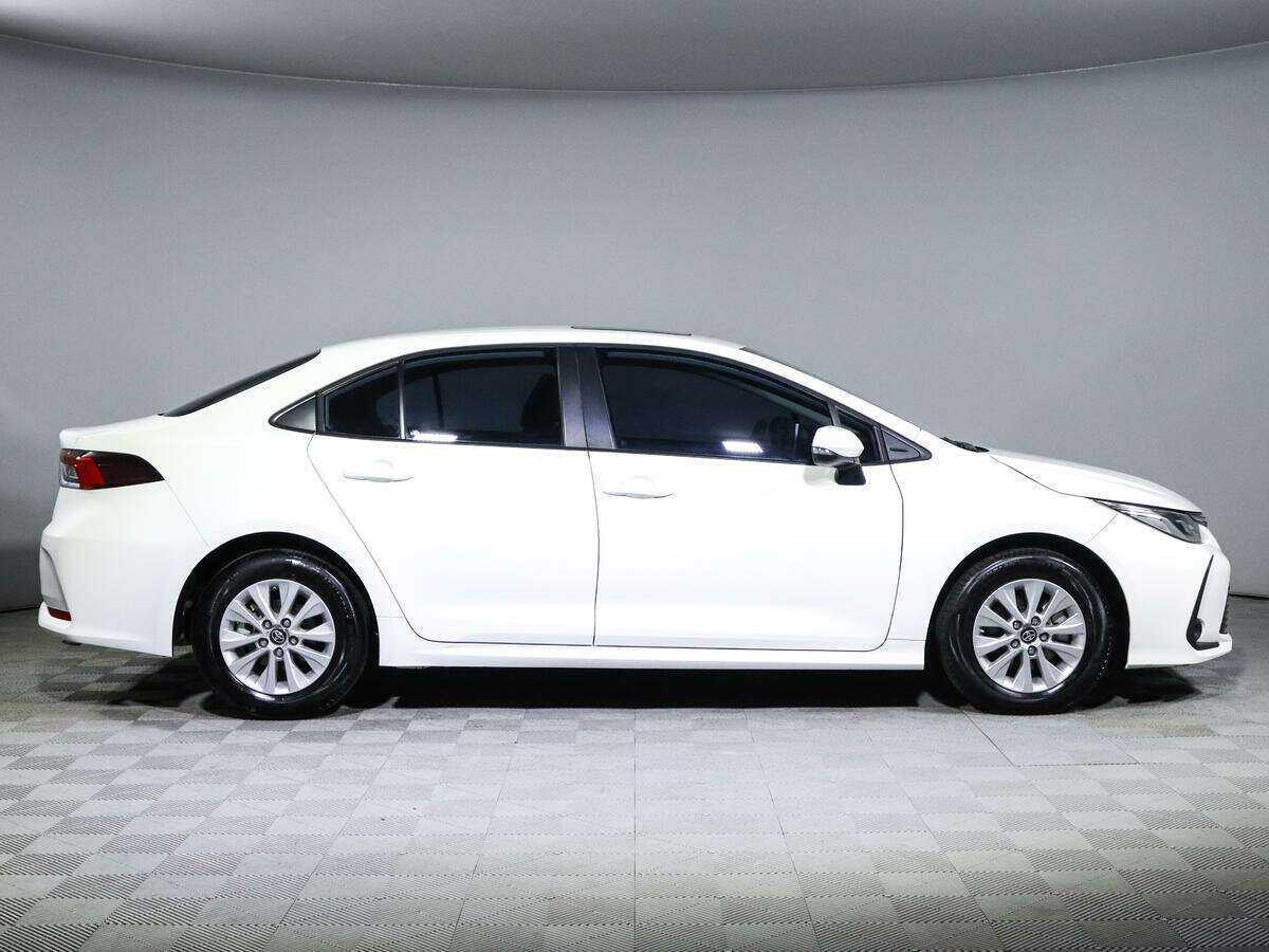Купить Toyota Corolla, 2022, 8 618 км, фото №4