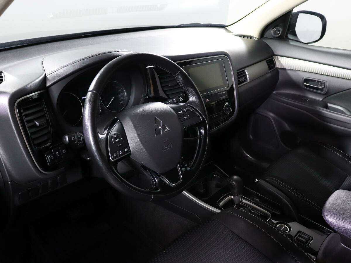 Купить Mitsubishi Outlander, 2018, 98 900 км, фото №9