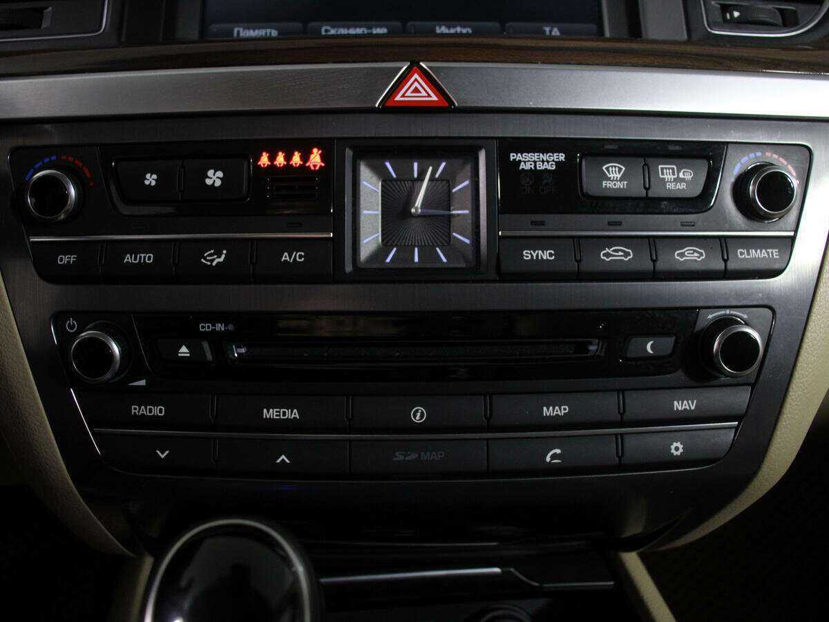 Купить Hyundai Genesis, 2015, 64 400 км, фото №21