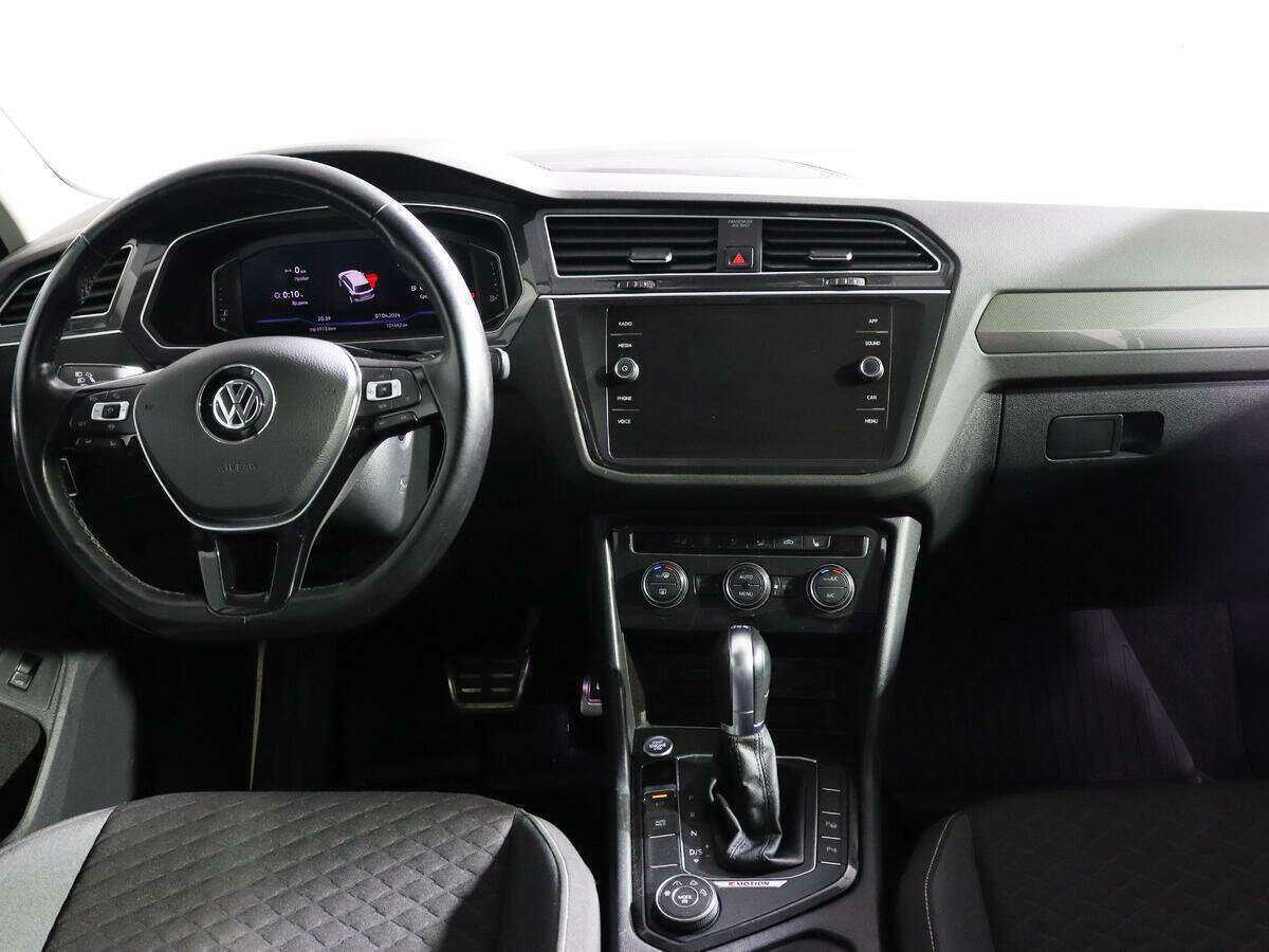 Купить Volkswagen Tiguan, 2018, 101 360 км, фото №10