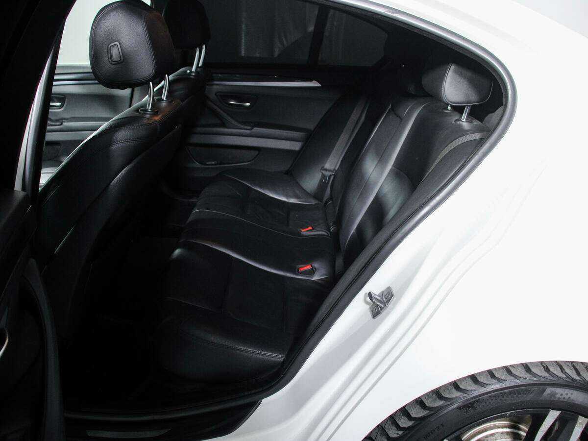 Купить BMW 5 серии 528i xDrive, 2013, 235 185 км, фото №5
