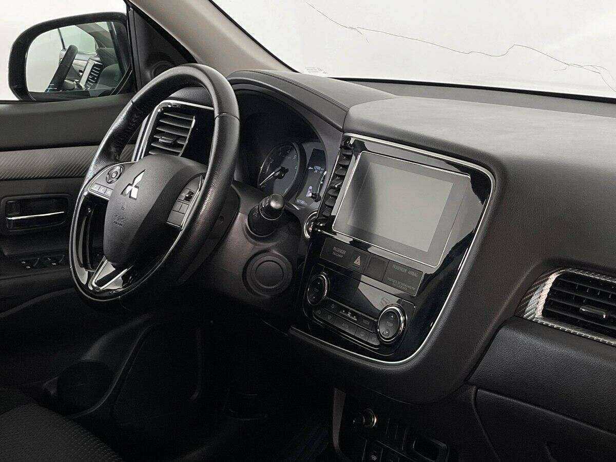 Купить Mitsubishi Outlander, 2018, 107 583 км, фото №9