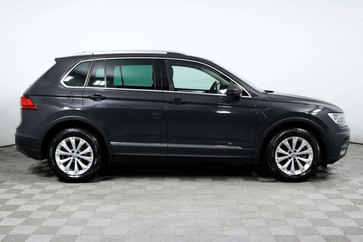 Купить Volkswagen Tiguan, 2017, 71 684 км, фото №4