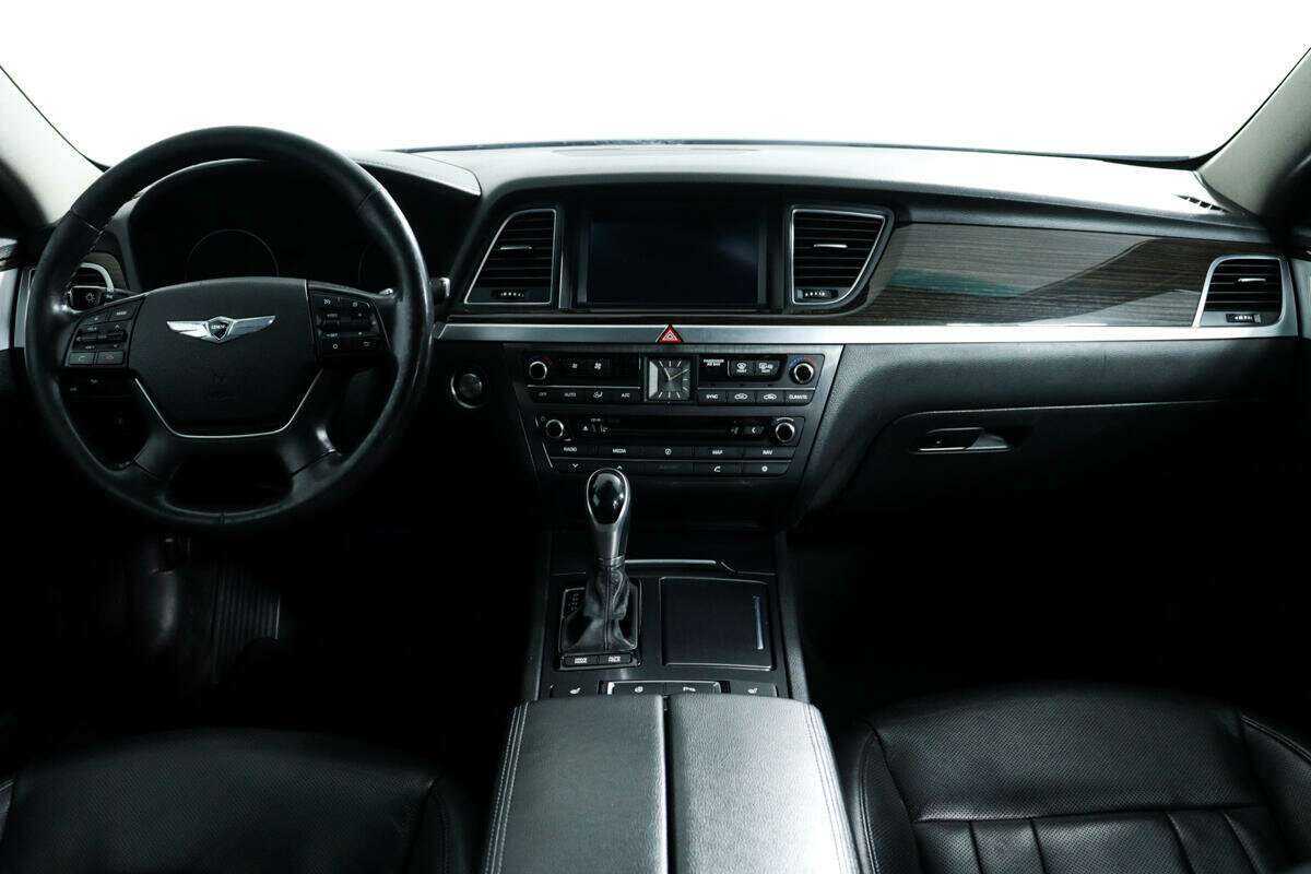 Купить Hyundai Genesis, 2016, 274 588 км, фото №11
