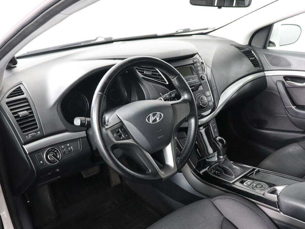 Купить Hyundai i40, 2016, 76 258 км, фото №8