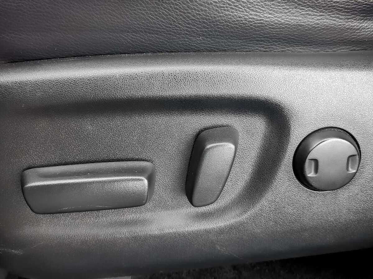 Купить Toyota RAV4, 2017, 118 000 км, фото №17