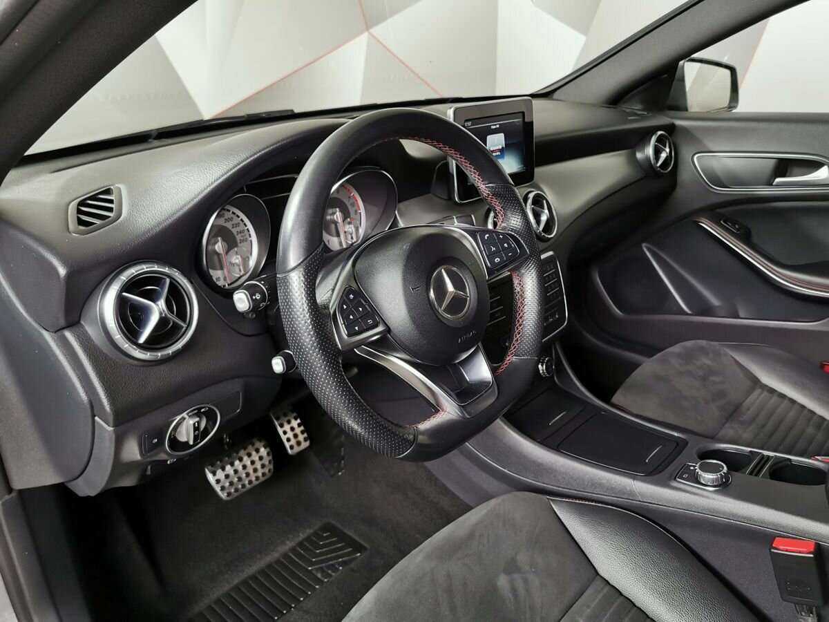 Купить Mercedes-Benz CLA 200, 2015, 132 981 км, фото №16