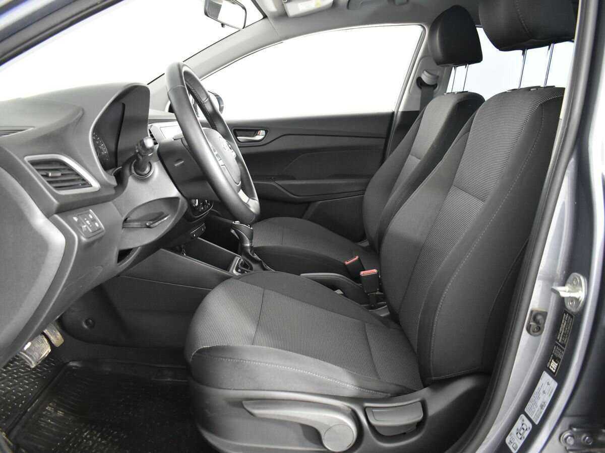 Купить Hyundai Solaris, 2017, 151 276 км, фото №8