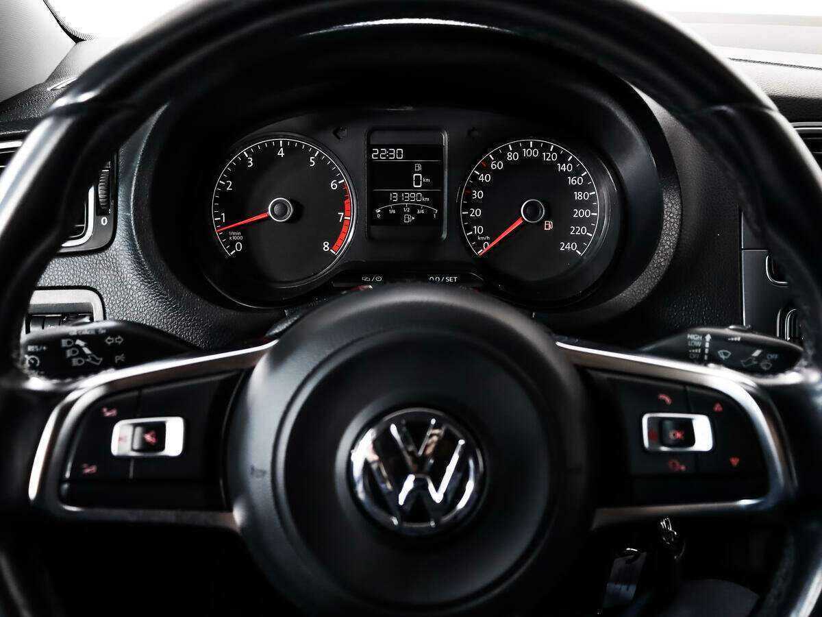 Купить Volkswagen Polo, 2018, 131 298 км, фото №17