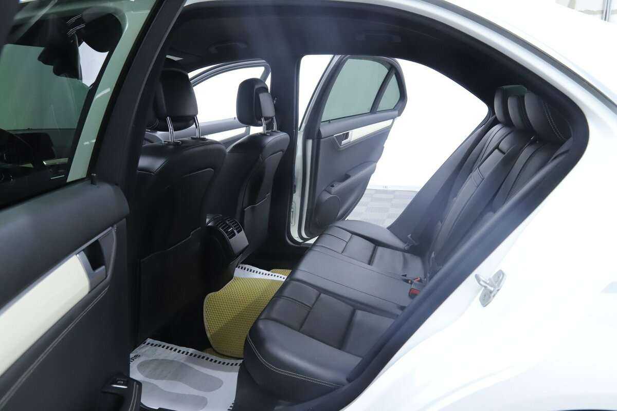 Купить Mercedes-Benz C-Класс 180, 2014, 121 500 км, фото №16