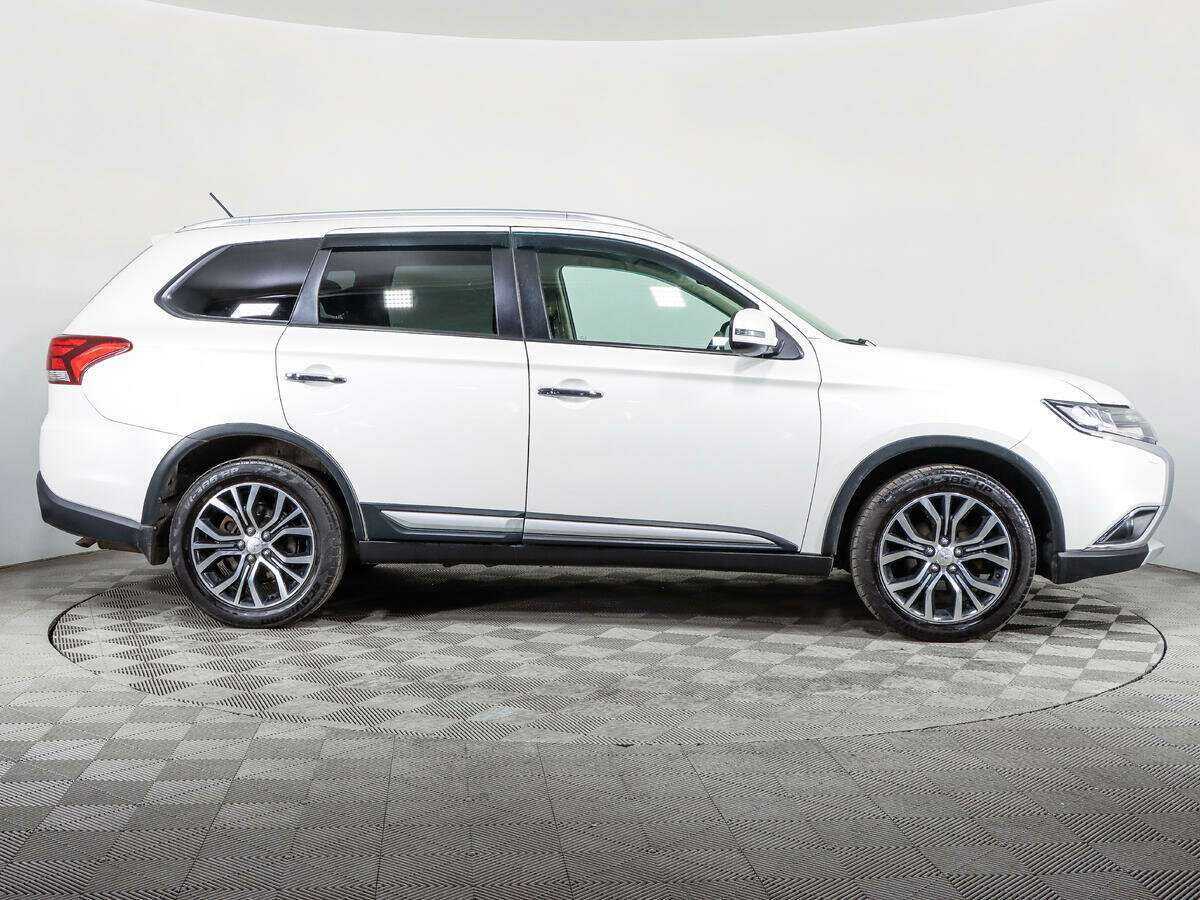 Купить Mitsubishi Outlander, 2016, 158 200 км, фото №4