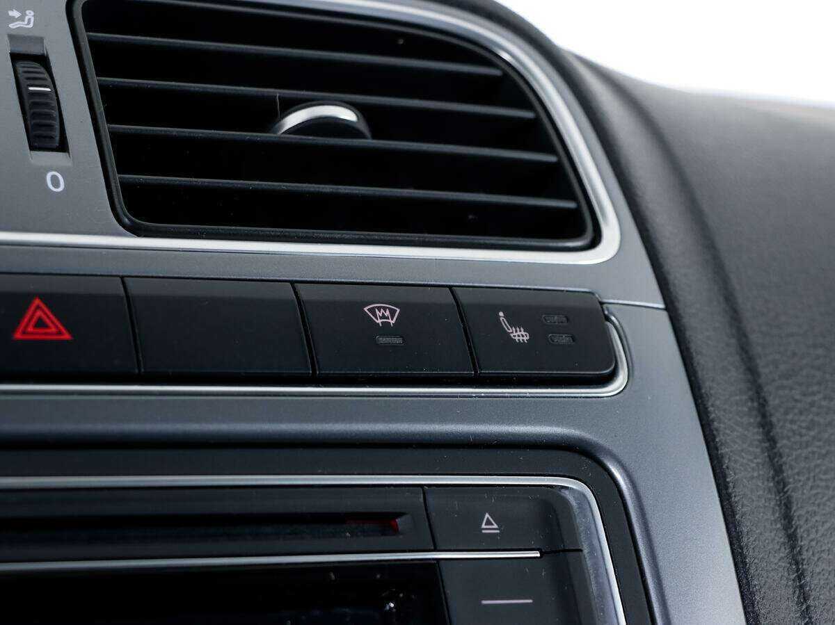 Купить Volkswagen Polo, 2016, 76 520 км, фото №17